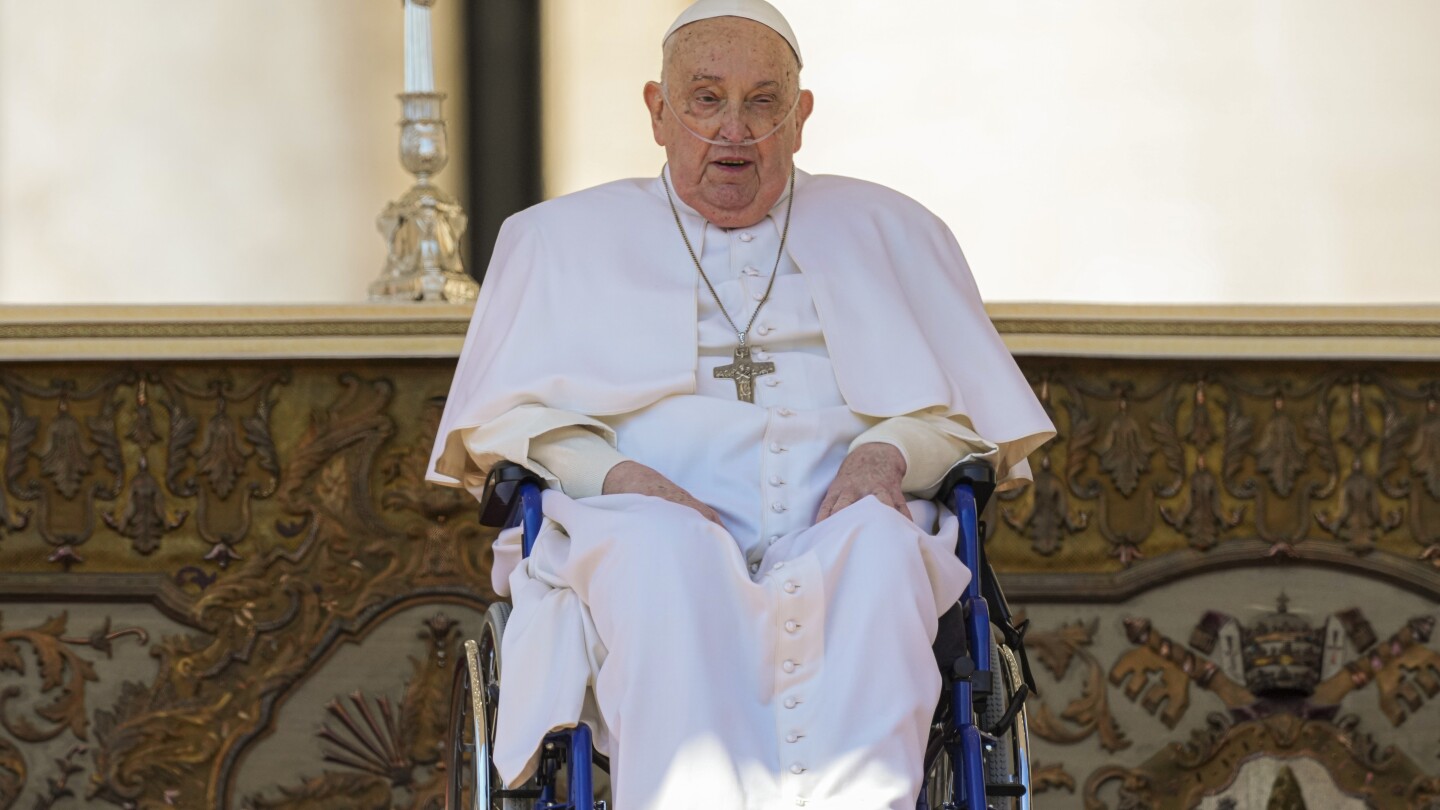 Pope makes surprise appearance at St. Peter’s Square, 2 weeks after leaving hospital