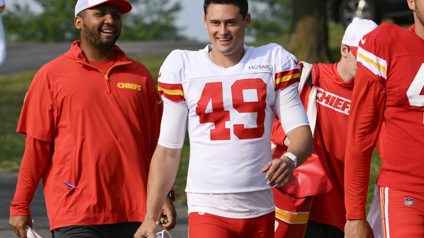 Играчът на Chiefs Мат Арайза се надява да получи още един шанс да играе в NFL