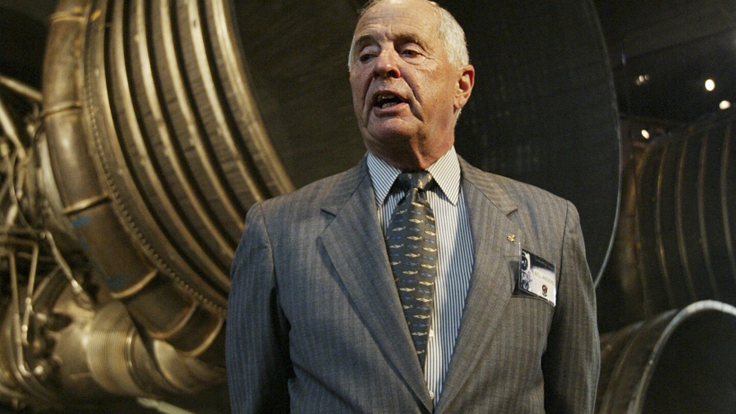 Former Apollo 8 Astronaut William Anders Dies in Washington Plane Crash