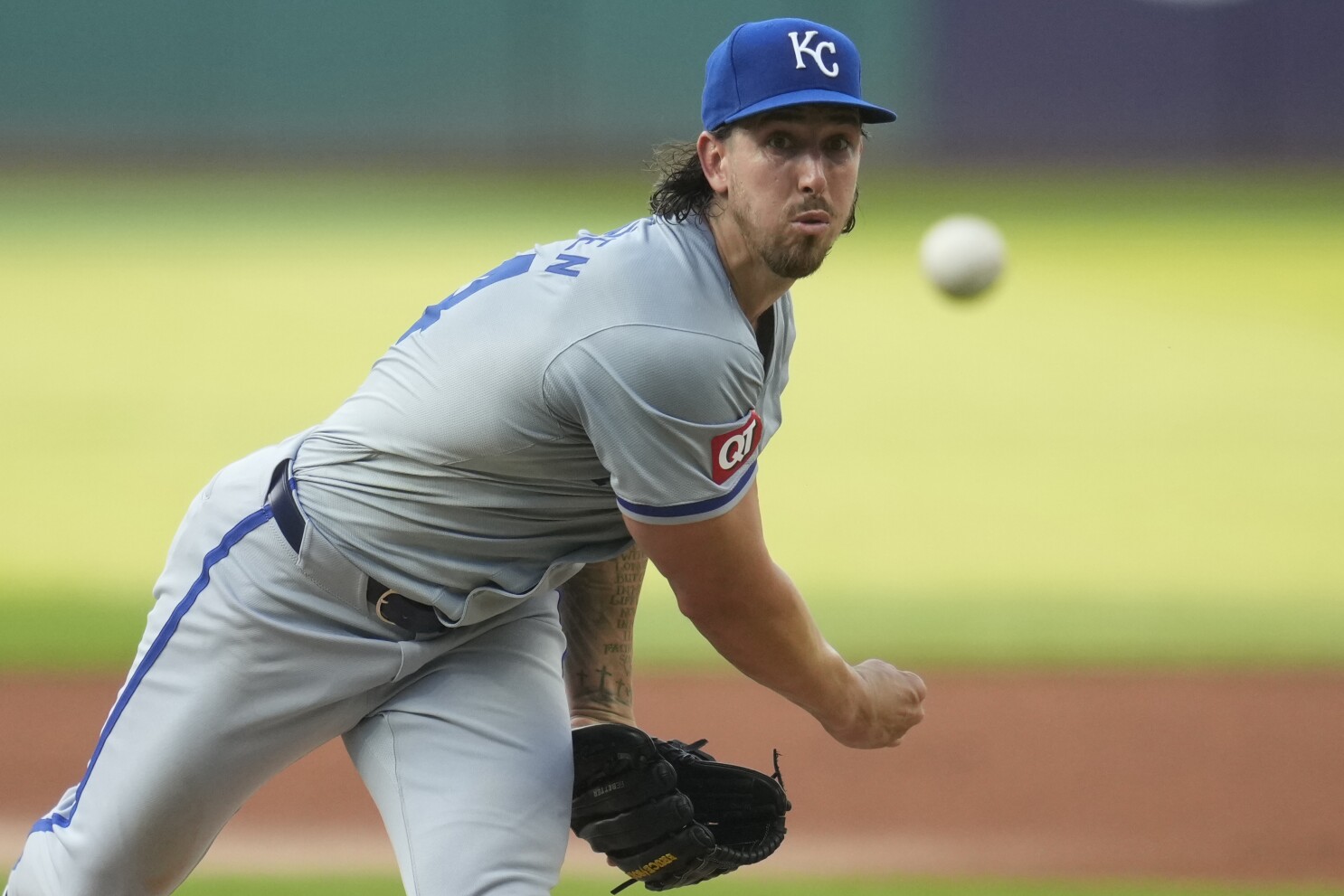 Royals RHP Michael Lorenzen to undergo MRI after injuring his left  hamstring in start against Guards | AP News