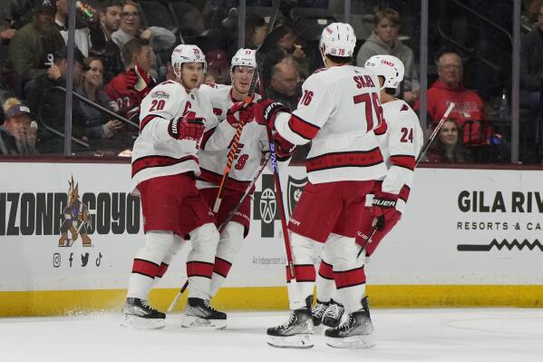 Carcone scores in debut, Coyotes end Avs' 4-game win streak