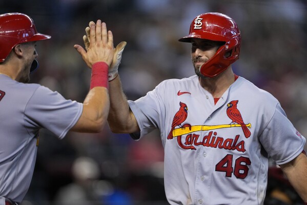 Cardinals overpower Diamondbacks with 5 home runs in 11-7 victory | AP News