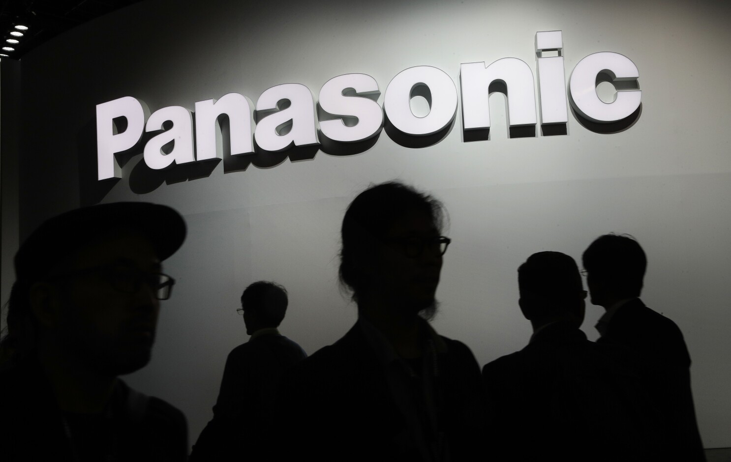 видеокамеры и телевизоры panasonic