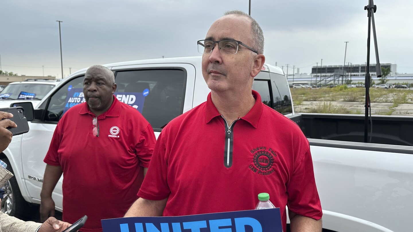 Clash with Big Three automakers shows more confrontational union of auto workers as strike deadline looms