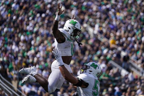 Cincinnati unveils uniforms for Notre Dame showdown in South Bend