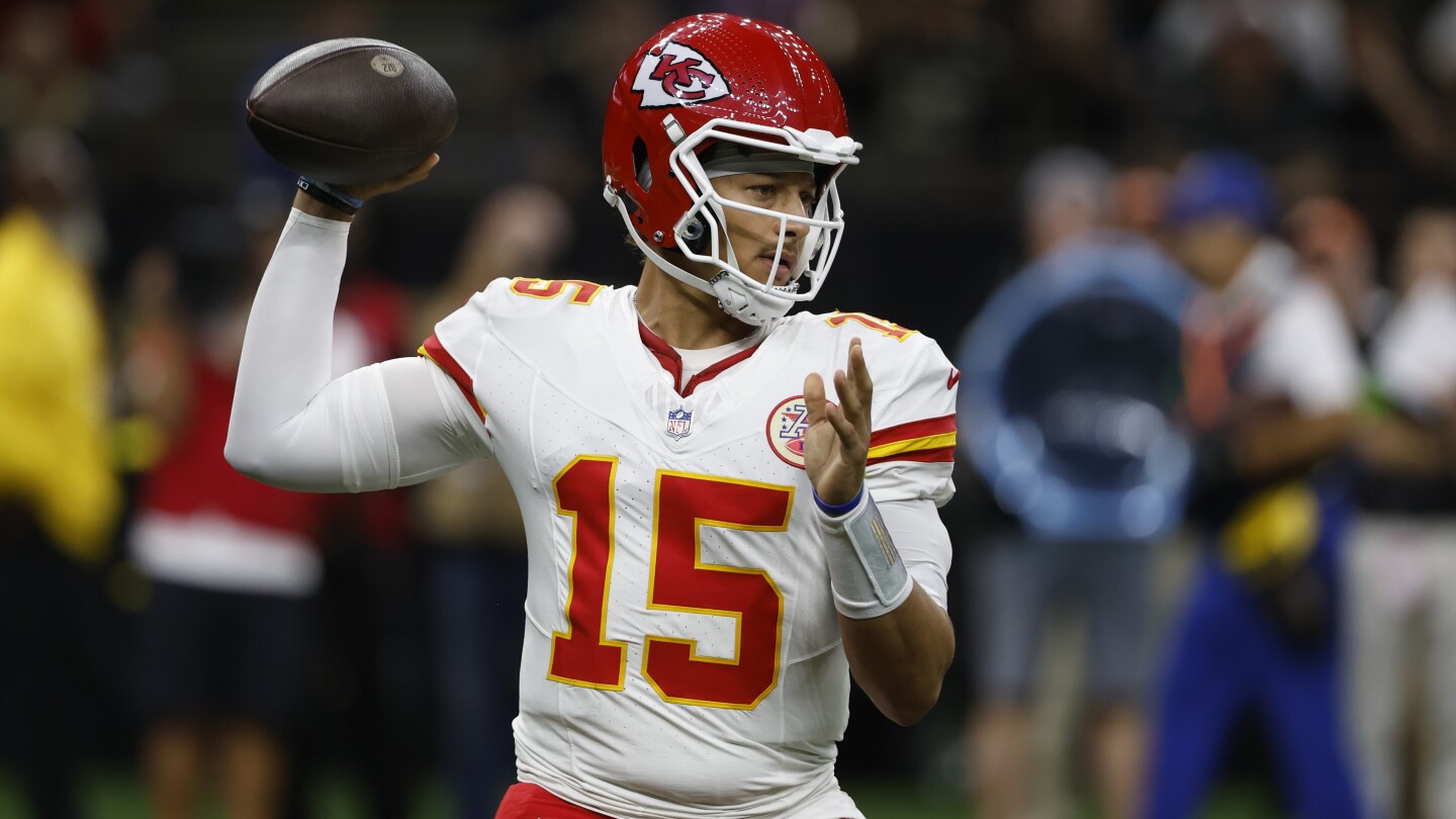 Patrick Mahomes Highlights This Season's Fantasy Pro Bowl Team