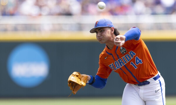 Florida uniform combinations to change for 2023 baseball season