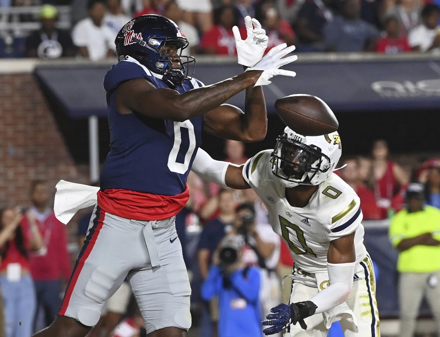 Ole Miss Releases Uniform Combination For Saturday's Game In