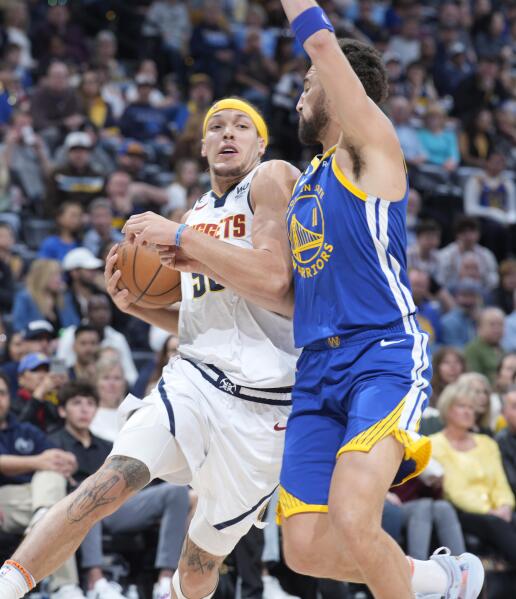 Warriors kick playoffs into gear with 113-92 win over Spurs