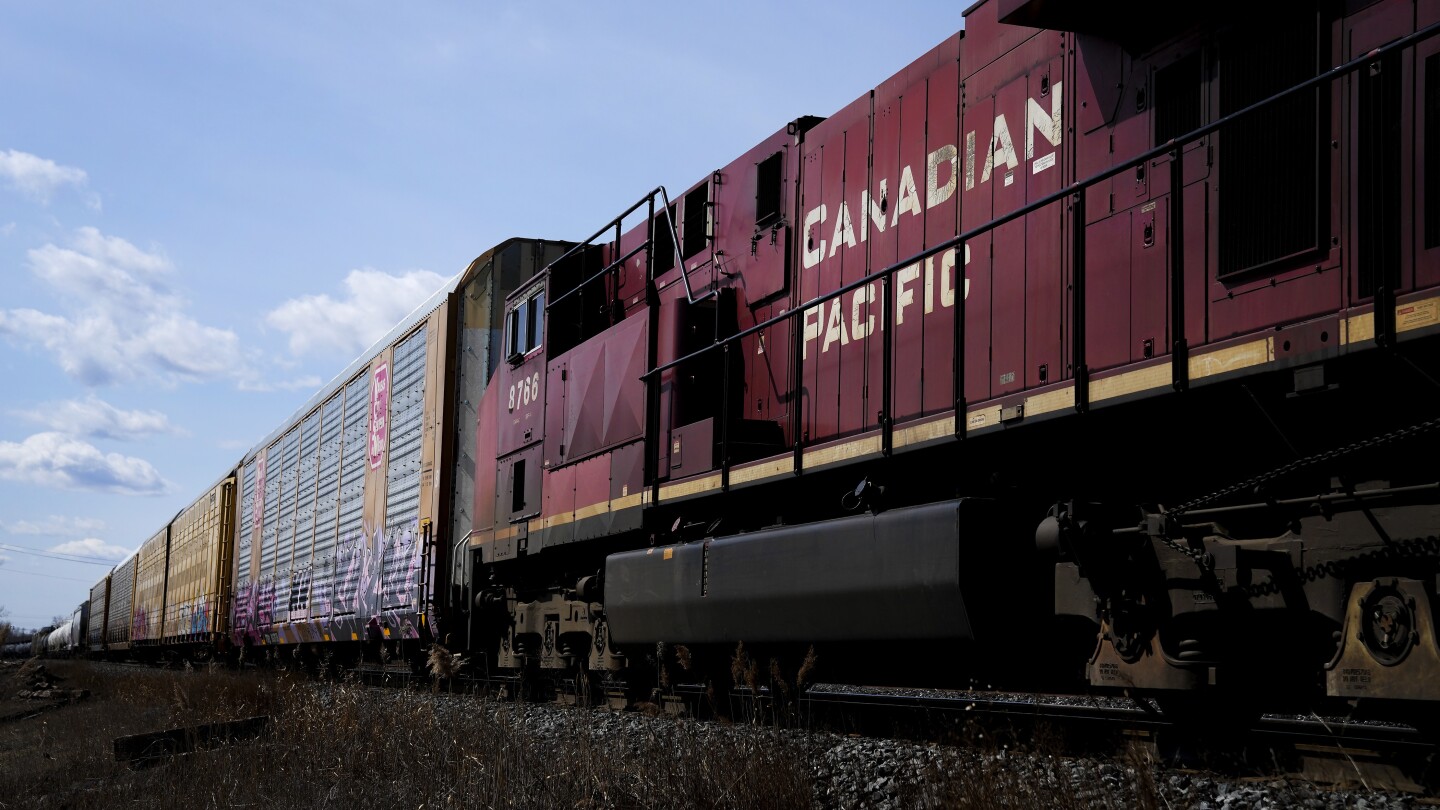 Conceivable paintings stoppage at Canada’s two greatest railroads may disrupt US provide chain subsequent week