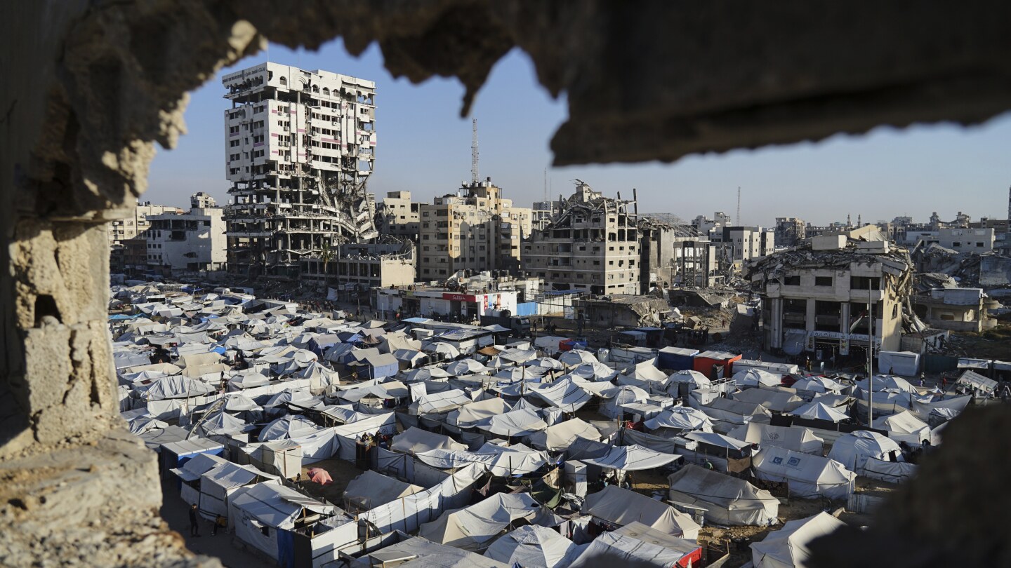 A US-backed group seeks to take over Gaza aid distribution in a plan similar to Israel’s