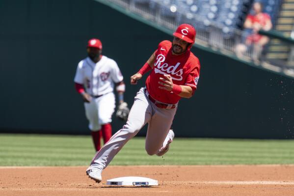 He's back: Reds activate 3rd baseman Eugenio Suarez