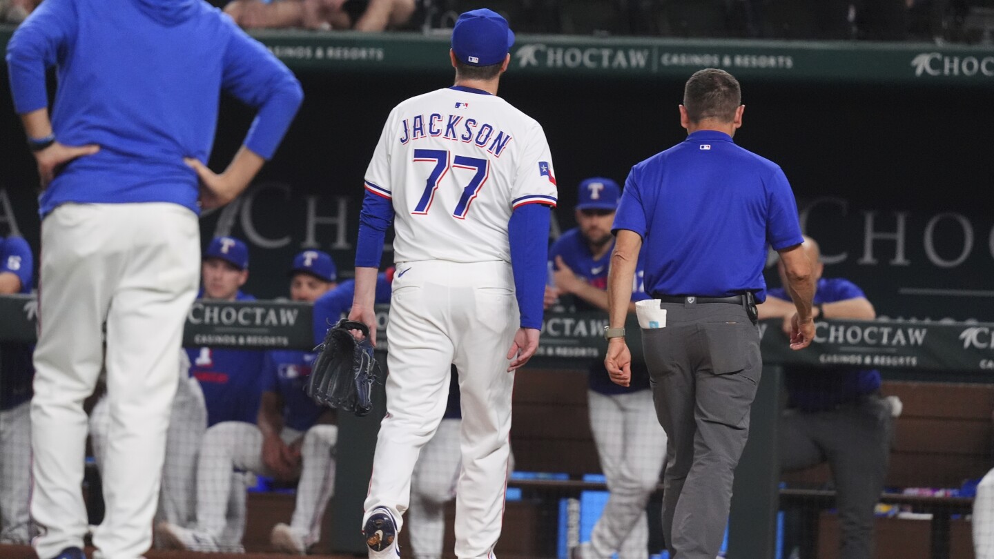 Rangers closer Luke Jackson takes comebacker off pitching hand on his only pitch against Rockies