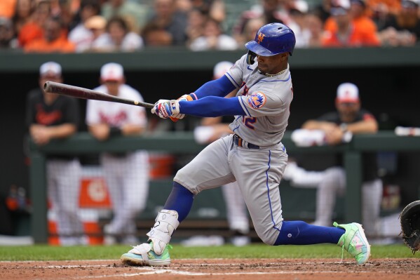 Mets shortstop Francisco Lindor scratched with soreness on his