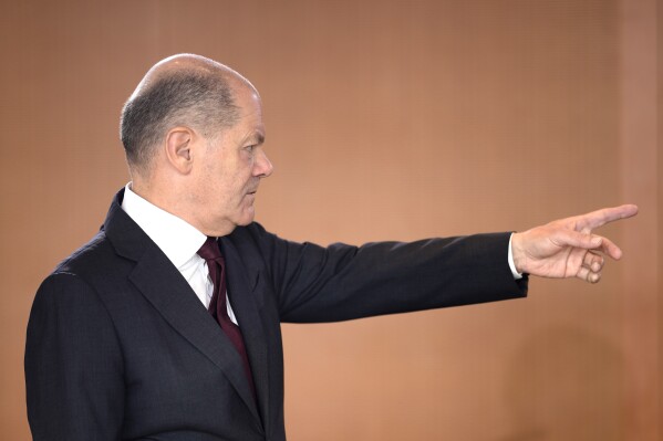 German Chancellor Olaf Scholz arrives for the cabinet meeting at the chancellery in Berlin, Germany, Wednesday, Nov. 1, 2023. (AP Photo/Markus Schreiber)