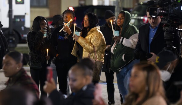 Mayor Brandon Scott hosts a vigil for the homicide victims of 2023 on Wednesday, Jan. 3, 2023 in Baltimore. (Kaitlin Newman /The Baltimore Banner via AP)