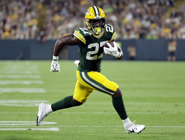 Packers place TE Musgrave, RB Wilson on IR, sign RB Robinson and