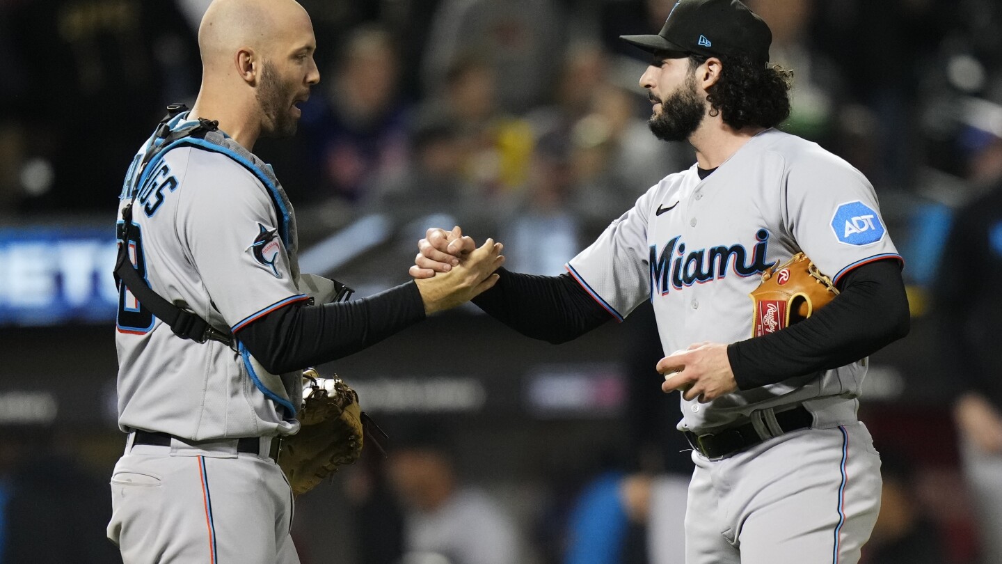 Playoff-chasing Marlins routed by Mets 11-2 in first game of