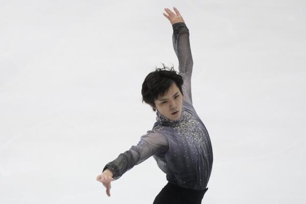 Shoma Uno leads Japan sweep at worlds' short program - The Japan Times