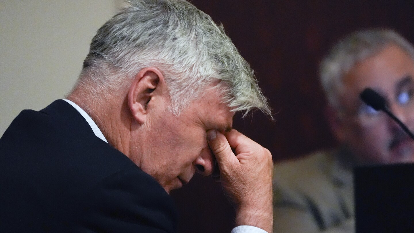 「ラスト」銃撃裁判：判事、共同プロデューサーとしてのボールドウィンの役割は重要ではないと判決