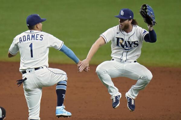 Rays benefit from costly Biggio error, beat Blue Jays 5-3