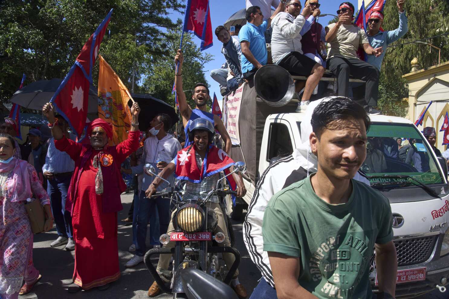 Pro-monarchy protesters in Nepal demand return of king