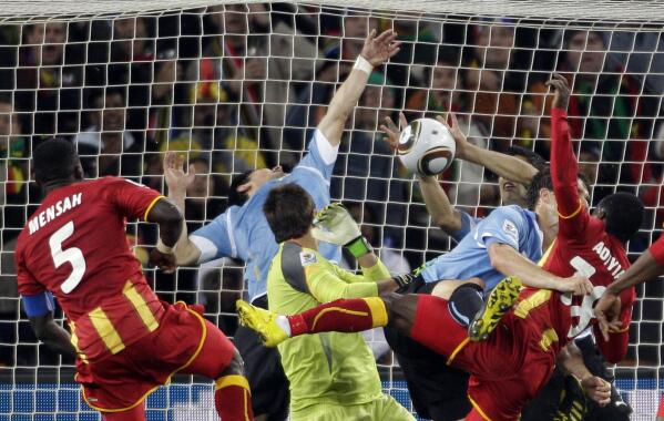 2014 World Cup: Can Uruguay's Luis Suarez Lead His Country to