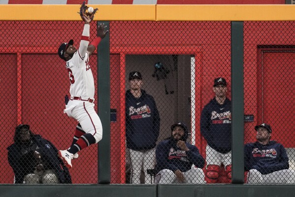 FAN REACTIONS from Philadelphia Phillies vs. Atlanta Braves NLDS Game 3 