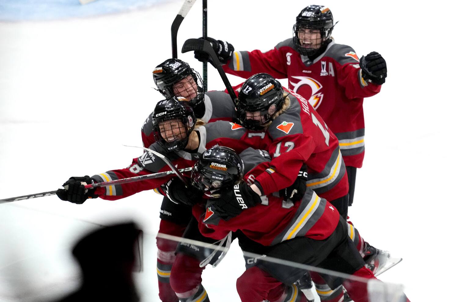 McMahon, Philips lift Charge to 1-0 win over Victoire, lead semifinal series 2-1