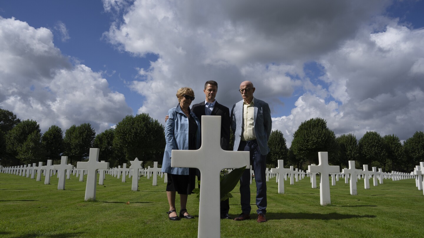 Dutch undertake US warfare graves to harbor reminiscences of the rustic’s liberation 80 years in the past