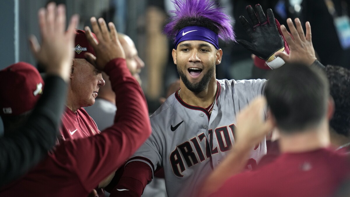 MLB - Don't sleep on the Arizona Diamondbacks. They haven't lost a