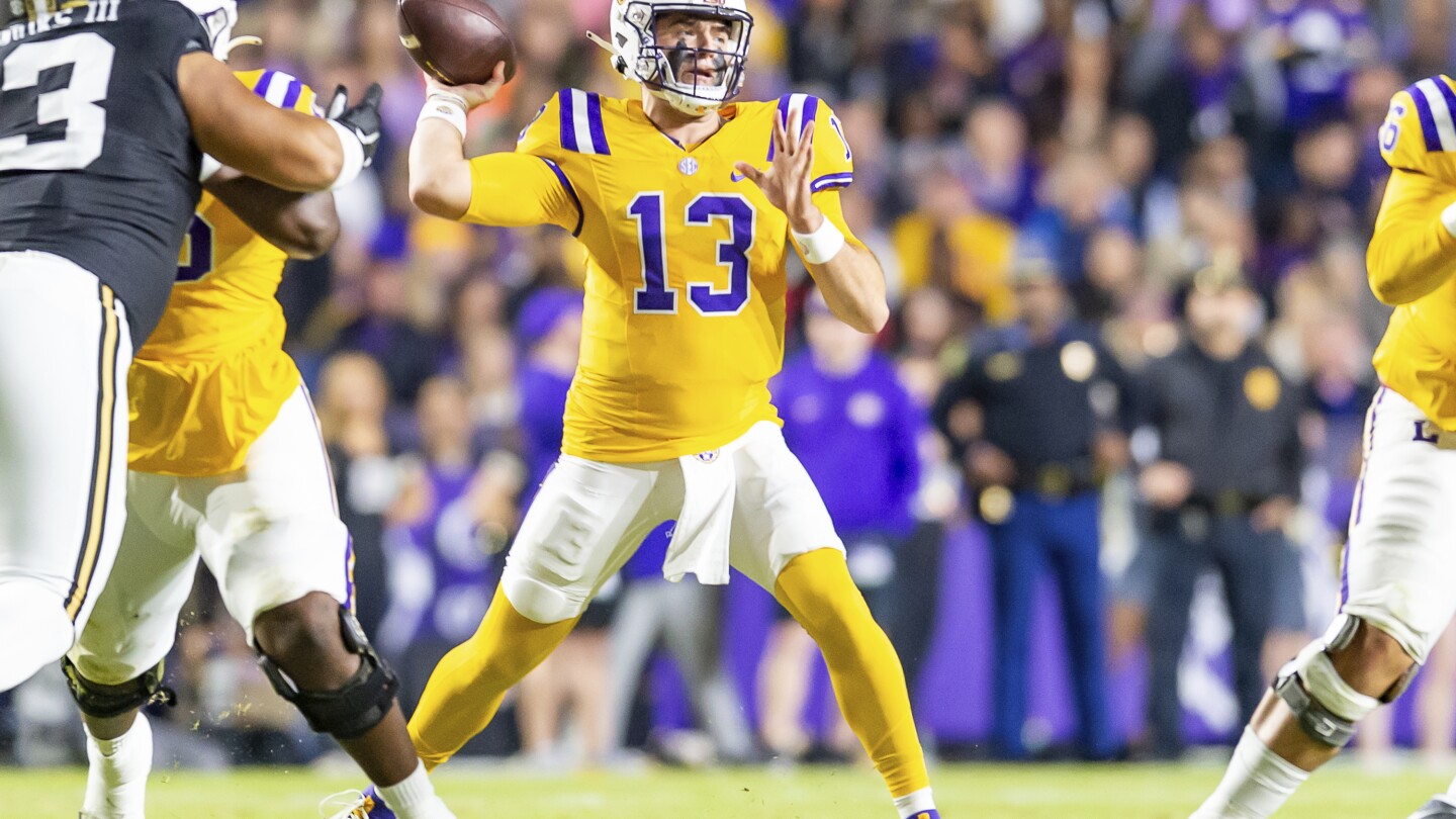Oklahoma Faces LSU in Regular Season Finale