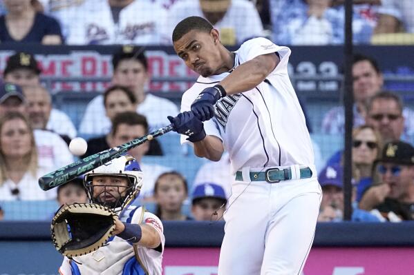 Juan Soto tops Julio Rodriguez in final to win Home Run Derby