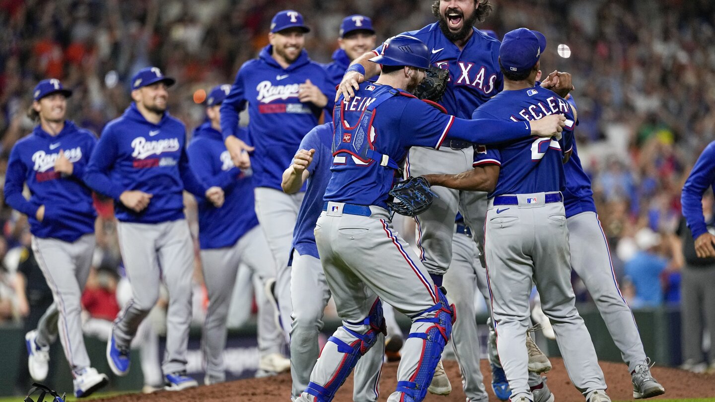 World Series Bound! Alvarez and Garcia Power the Houston Astros to the 2021  AL Pennant - The Crawfish Boxes