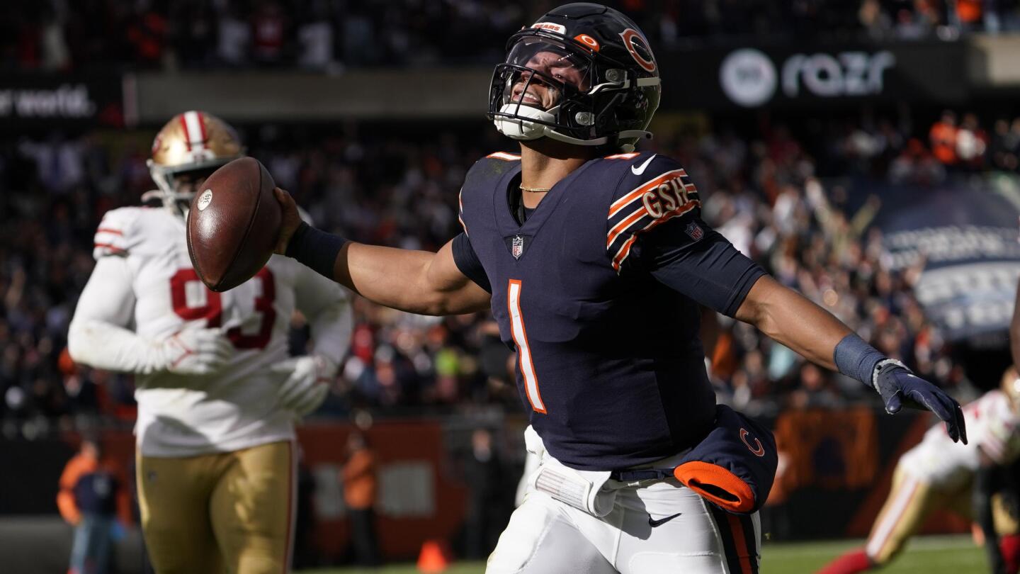 Chicago Bears Star Player Makes Ridiculous Admission After Blowout Loss To  The Green Bay Packers