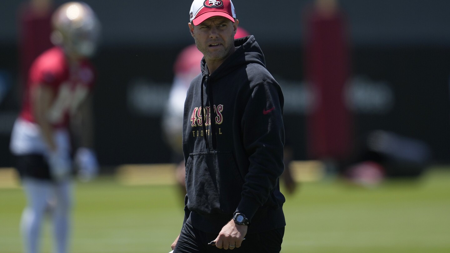 Асистентът на 49ers Брандън Стейли търси треньорско „рестартиране“ след уволнение от Чарджърс