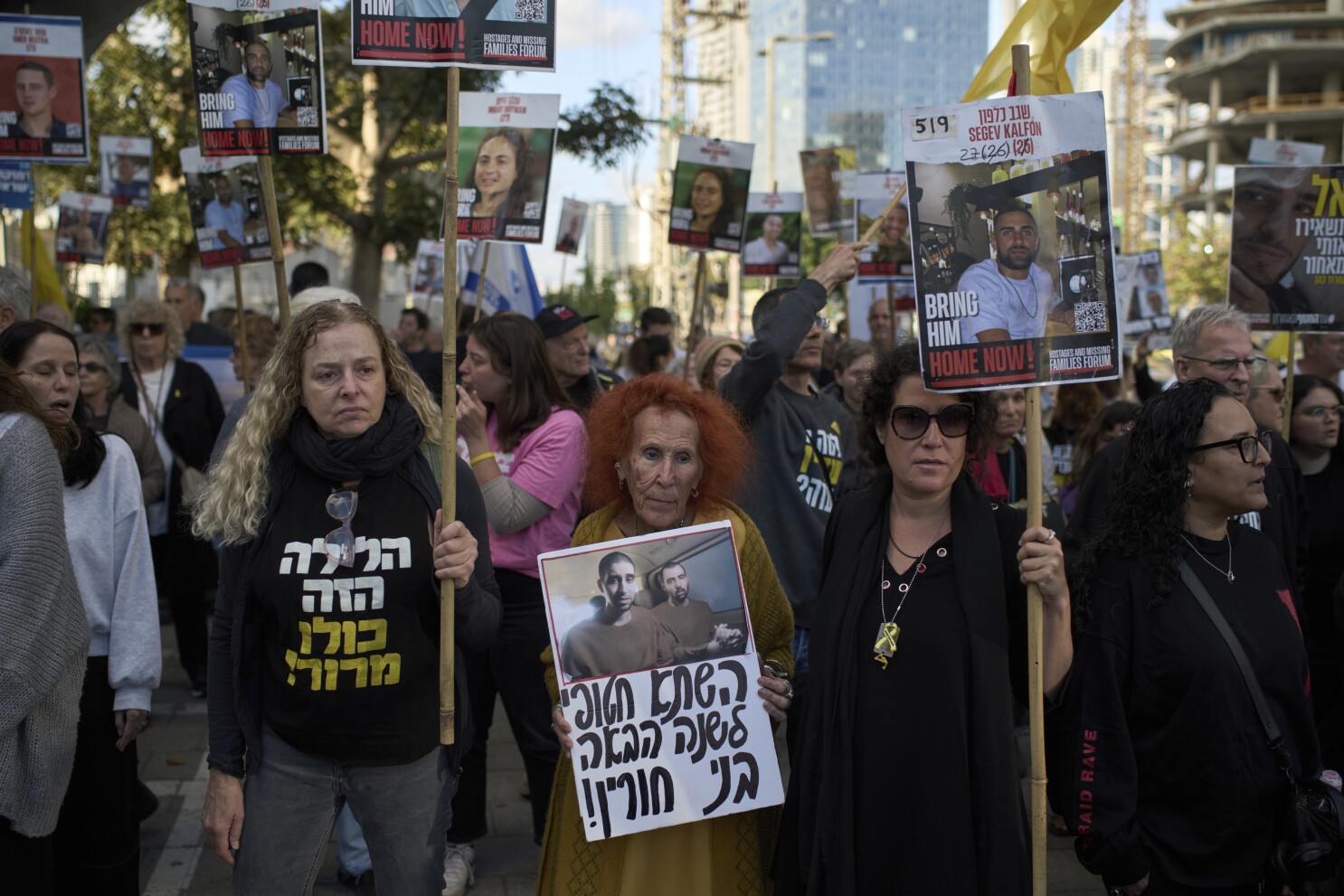 Protest letters from former Israeli soldiers lay bare profound rifts over the ongoing war