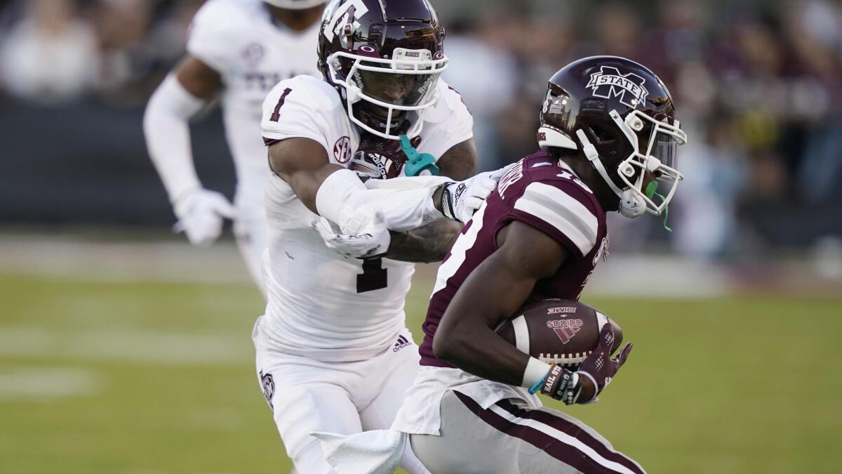 Texas loses to Mississippi State 4-3 in walk-off fashion - Burnt