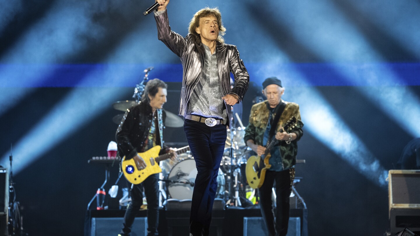 The Rolling Stones не показват признаци на забавяне, когато започват последното си турне с шоу в Тексас
