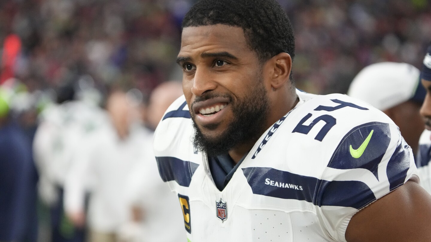 AP sources say Commanders are signing 6-time All-Pro linebacker Bobby Wagner