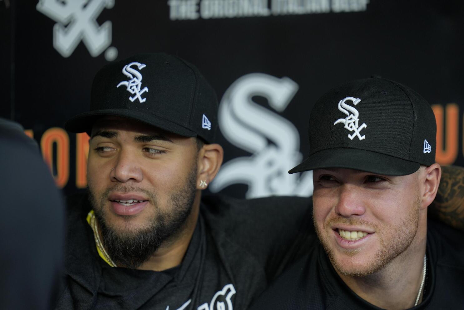 White Sox third baseman Yoan Moncada' not on a timetable for