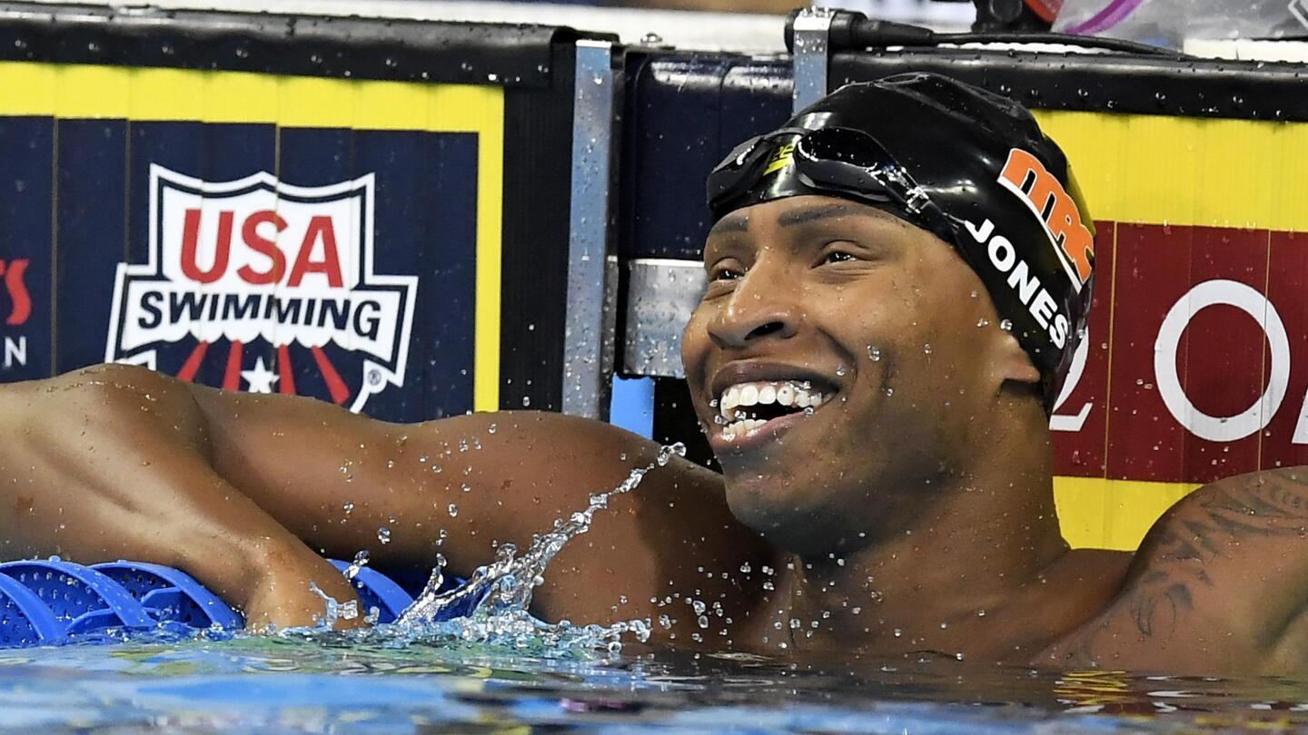 Why don't black Americans swim? - BBC News