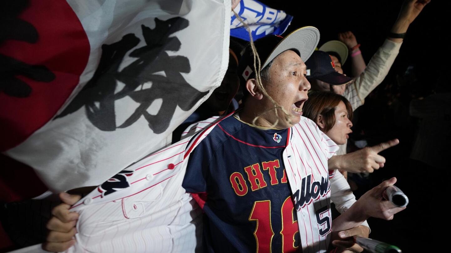 U.S. baseball fans are too old, too white and too few - The Japan Times