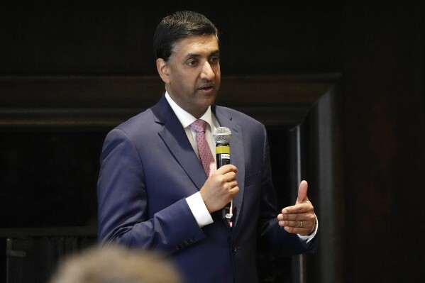 U.S. Rep. Ro Khanna, D-Ca., speaks to a group of college Democrats, Thursday, Feb. 22, 2024, in Ann Arbor, Mich. Khanna's visit to Michigan includes meetings with Arab American leaders in metro Detroit. The visit comes ahead of the state's Feb. 27 presidential primary. (AP Photo/Carlos Osorio)