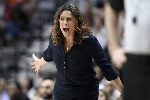Stephanie White out as Connecticut Sun coach, the seventh job to open in  WNBA since end of season | AP News