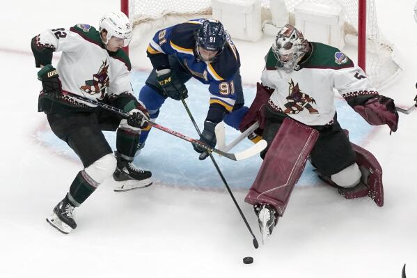 Vladimir Tarasenko St. Louis Blues in Action NHL Hockey 8 x 10