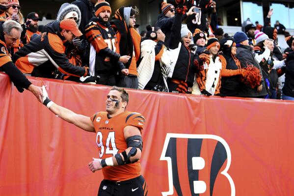 Bearcats, Bengals finally gave Cincy fans reason to cheer