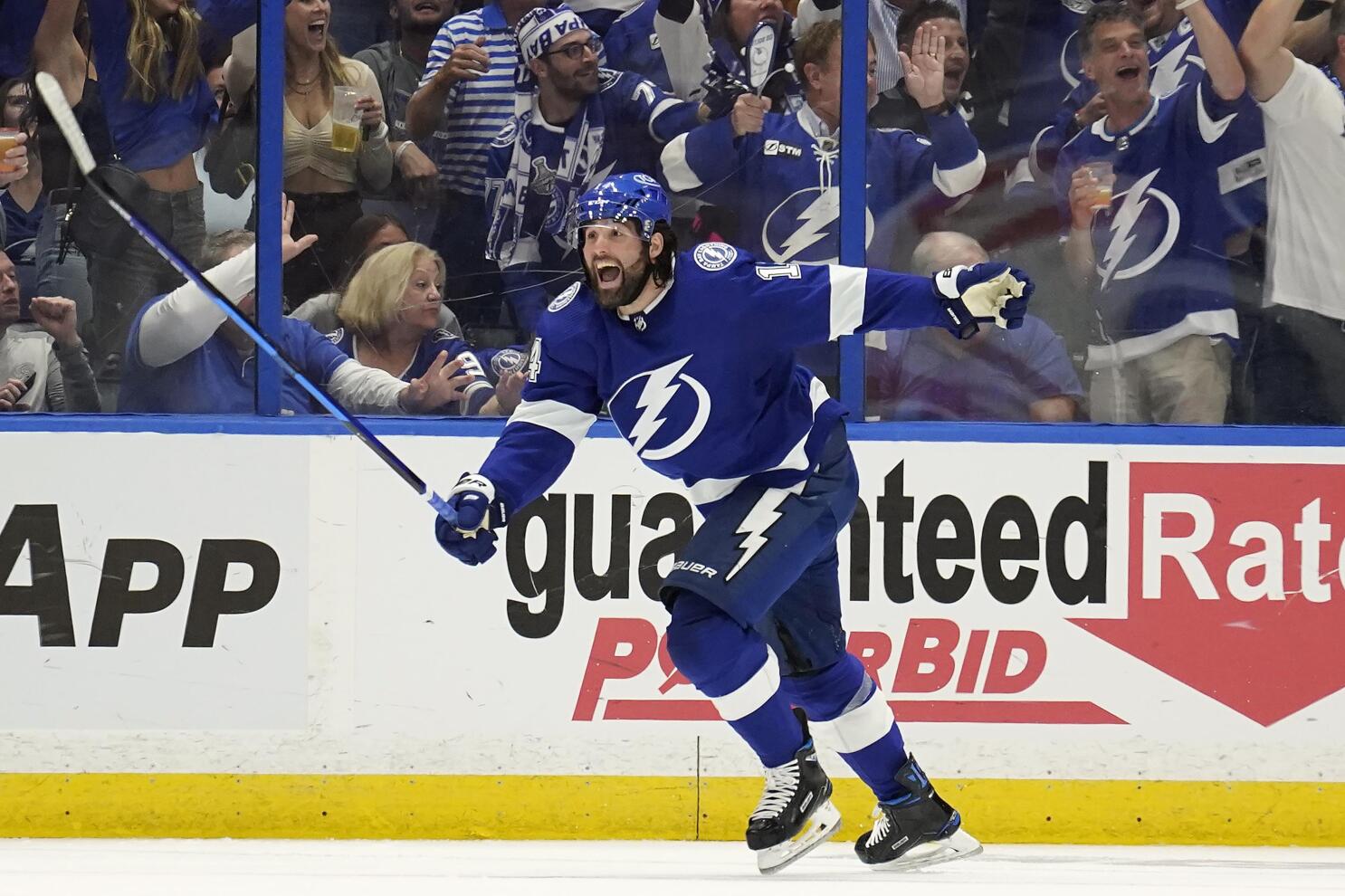 Steven Stamkos scores twice, Lightning put Panthers on brink of elimination  with Game 3 victory - The Boston Globe