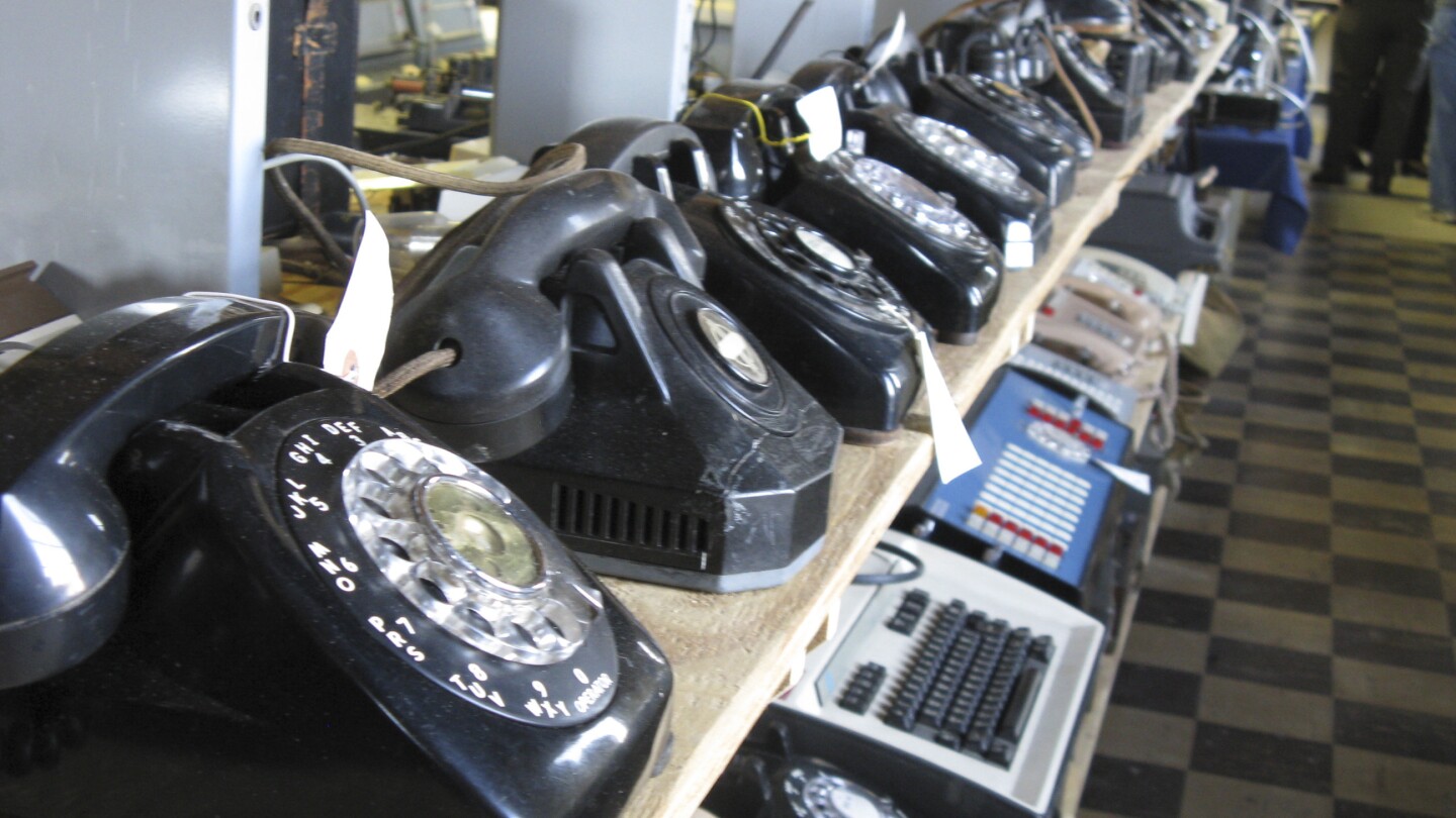 Прекъсването на мобилните телефони тази седмица ясно показва: В Съединените щати стационарните телефони изнемогват