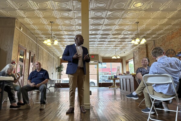 Kentucky Democratic Party Chairman Colmon Elridge addresses a "Rural Listening Tour" gathering in Paintsville, Ky., Friday, May 16, 2025. (AP Photo/Bill Barrow)